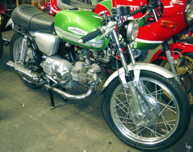 Aermacchi-1972-TV350-UK.jpg