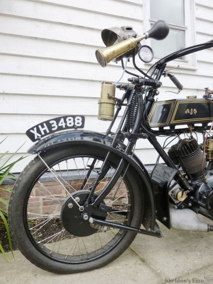 AJS-1921-Model-D-770cc-4.jpg