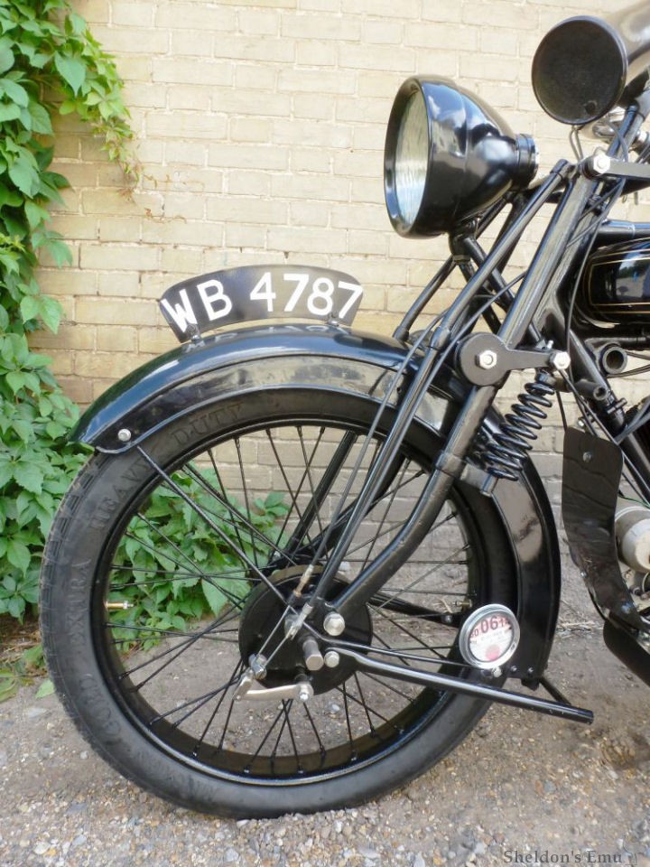 AJS-1926-G2-799cc-V-Twin-AT-04.jpg