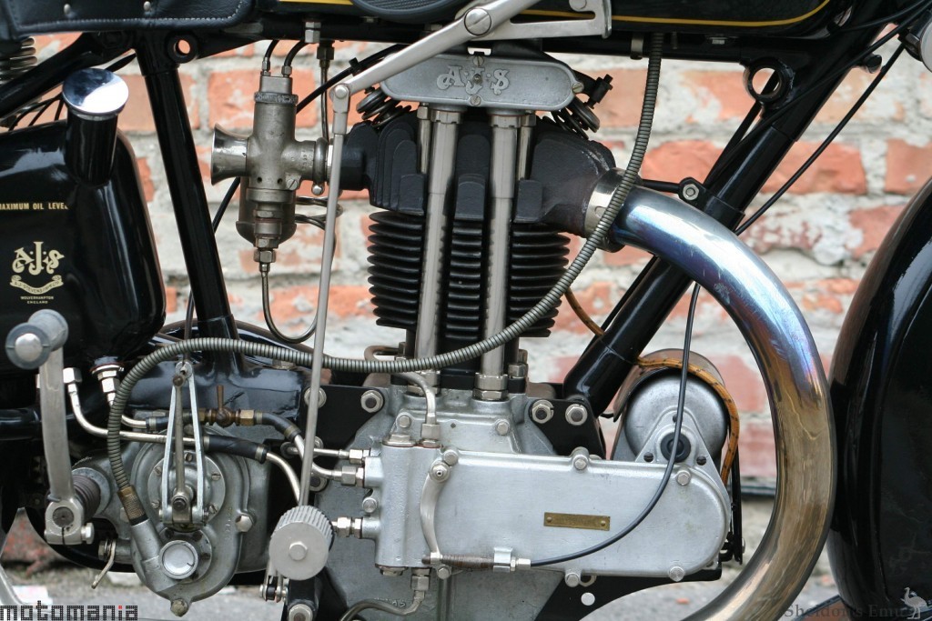 AJS-1929-M8-500cc-Motomania-2.jpg