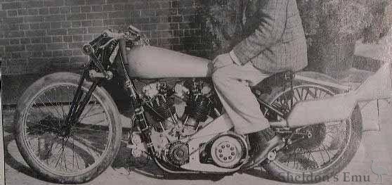 AJS-1935-996cc-OHC-V-Twin-SCA-07.jpg