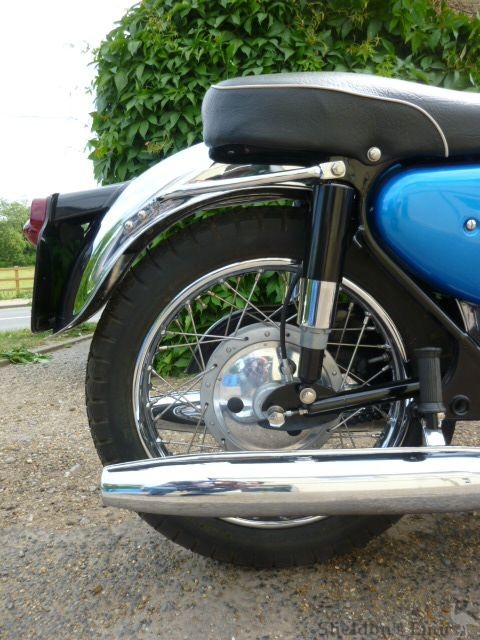 AJS-1965-Model-33-750cc-AB-5156-09.jpg