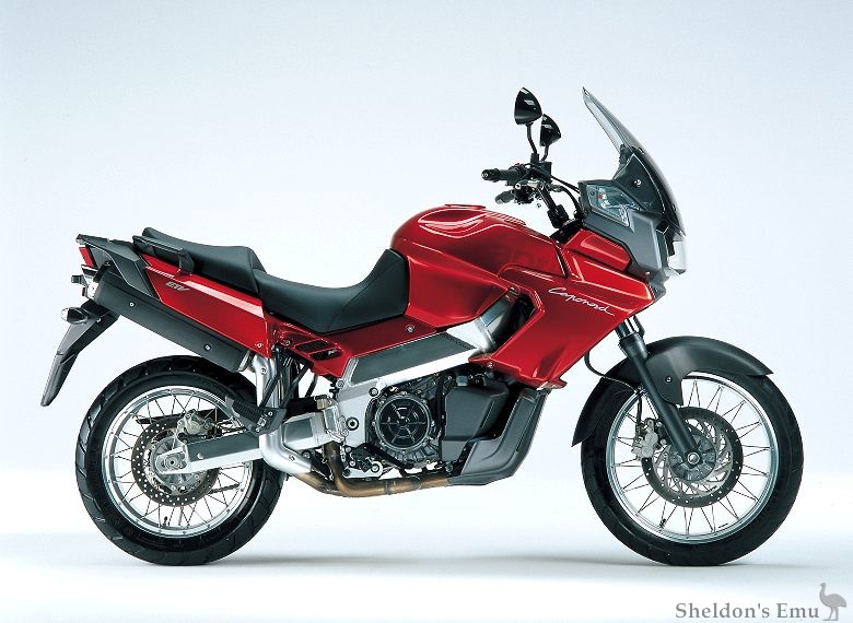 Aprilia-2004-Caponord-Red-JSG.jpg