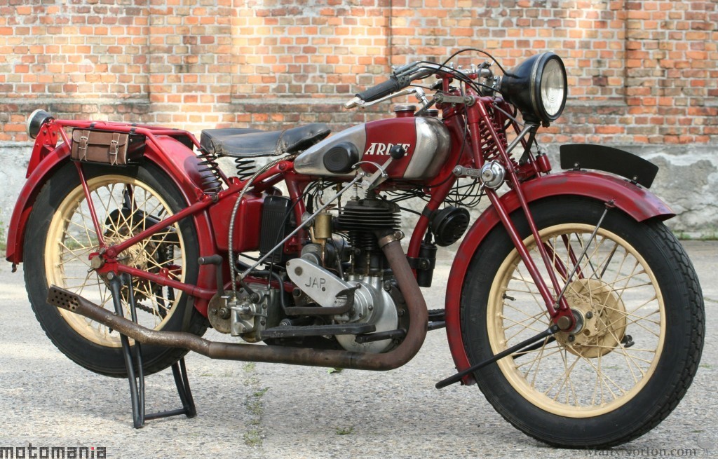 Ardie-1930-500cc-Jubilee-Moma-01.jpg