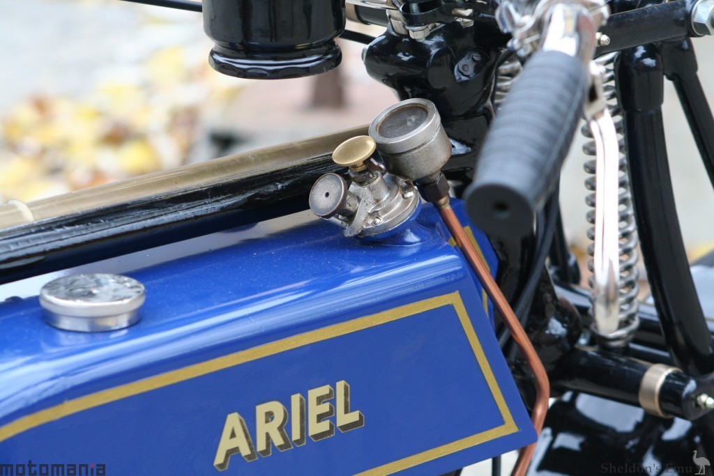 Ariel-1922-800cc-AKD-Moma-07.jpg