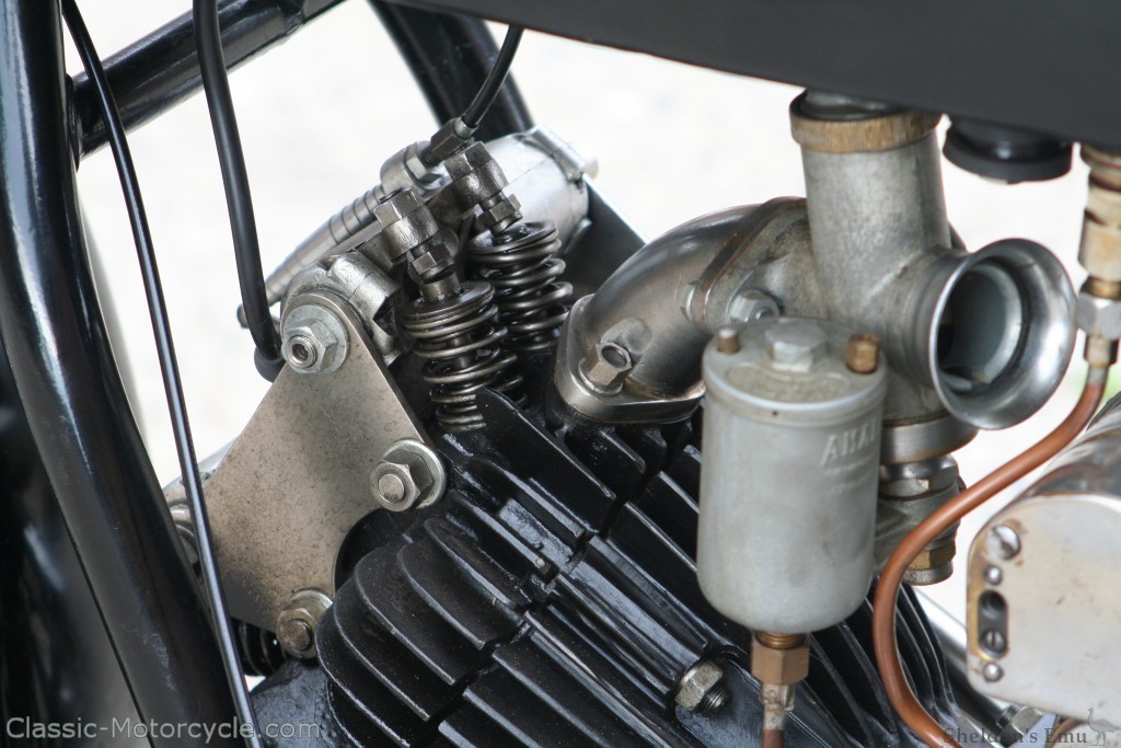 Ariel-1931-SG31-500cc-Sloper-Moma-05.jpg