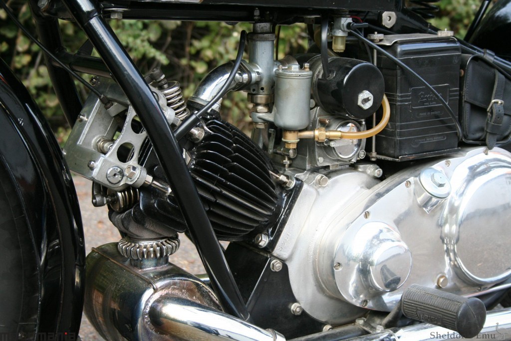 Ariel-1931-SG31-500cc-Sloper-VE6466-Moma-01.jpg