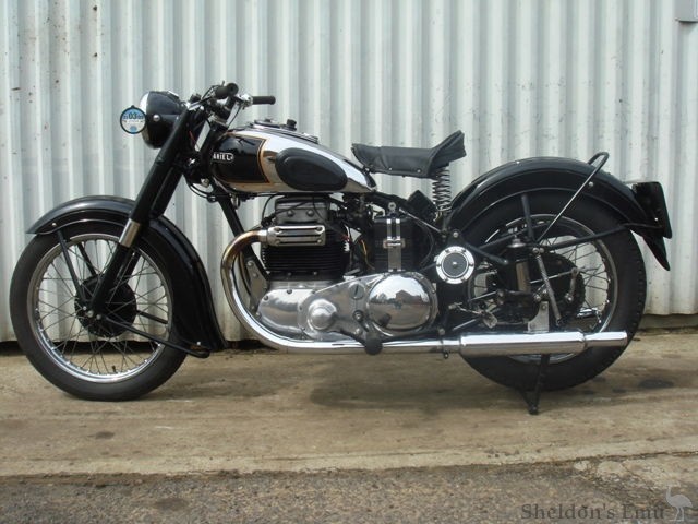 Ariel-1947-Square-4-1000cc-4216-09.jpg