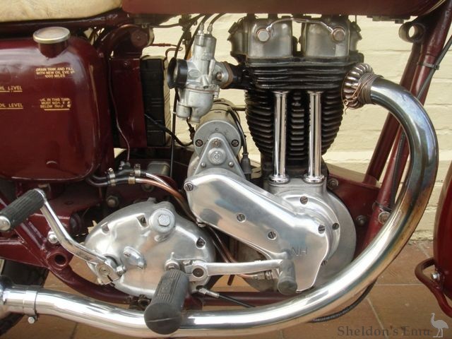 Ariel-1954-NH-350cc-4106-02.jpg