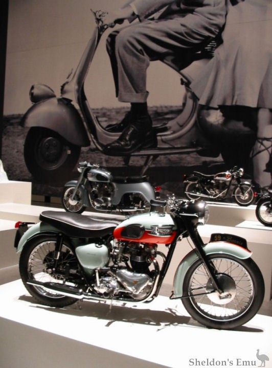 Triumph-AoM-RKi.jpg