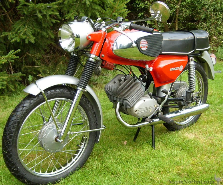 Batavus-1970-72-TS49-s1-1.jpg