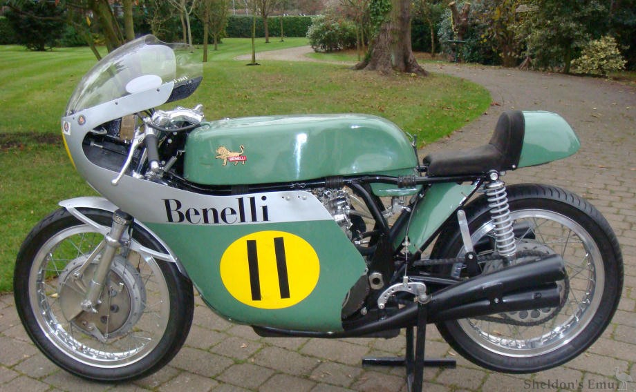 Benelli-Four-Beale-Replica-H-H.jpg