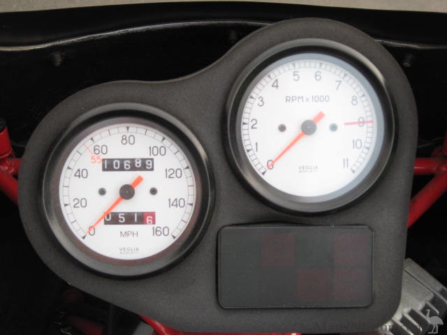 Bimota-1997-DB2ef-instruments.jpg