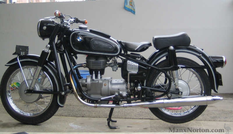 BMW-R27-1966-lhs.jpg