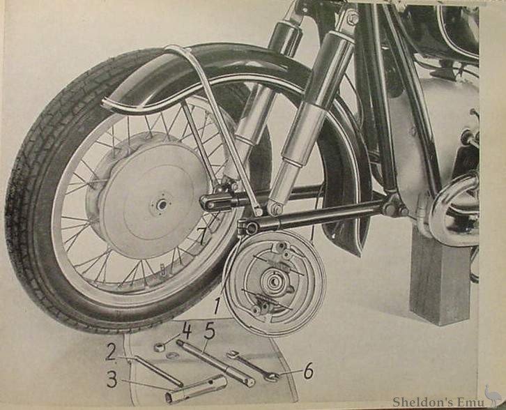 BMW-R60-Front-Wheel-Removal.jpg