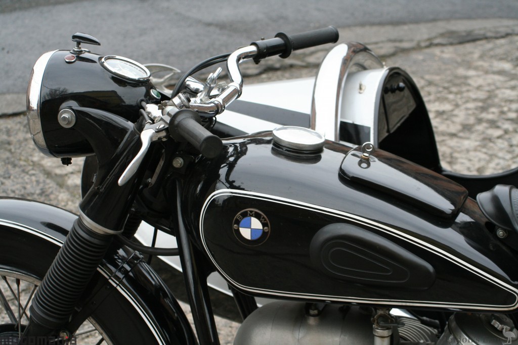 BMW-1953-R67-2-Combination-Motomania-2.jpg