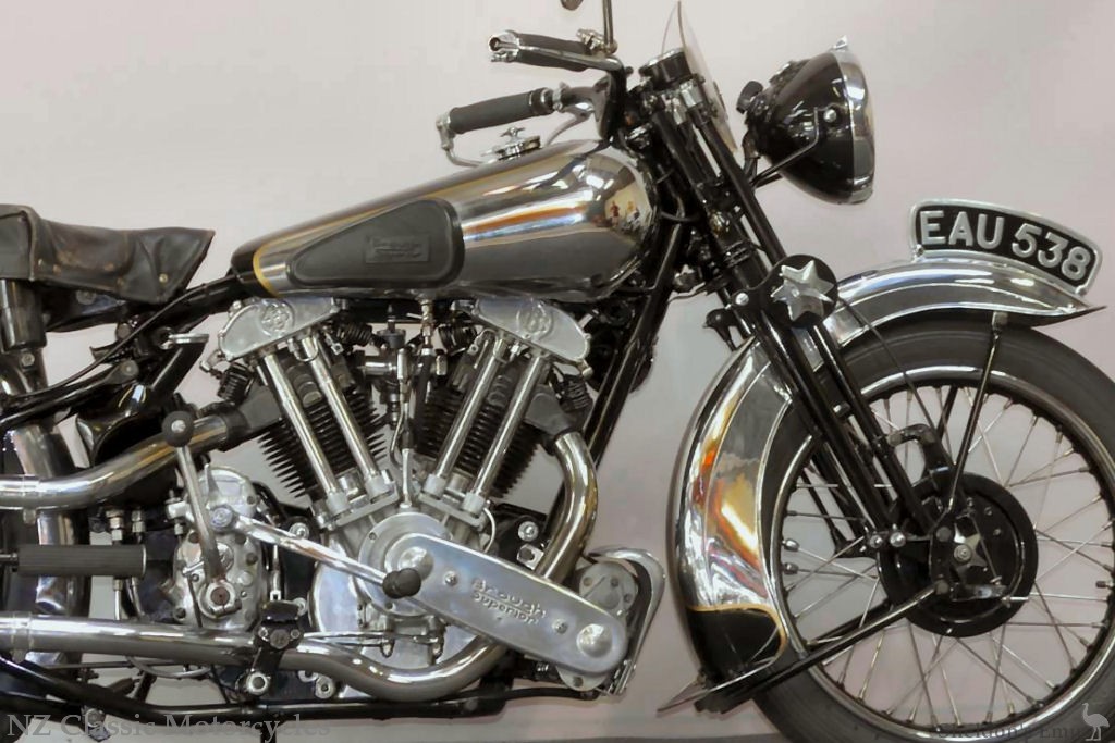 Brough-Superior-1937-SS100-NZM-03.jpg