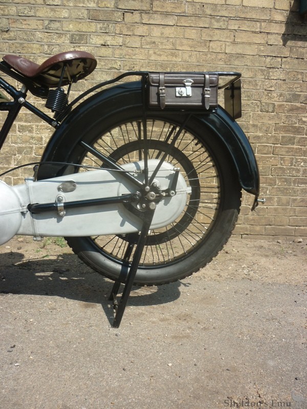 BSA-1920-Model-A-770cc-AT-002.jpg