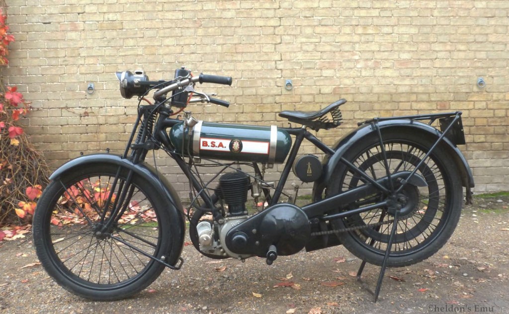 BSA-1924-250cc-Round-Tank-11.jpg