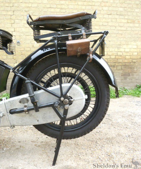 BSA-1926-1000cc-V-Twin-AT-002.jpg