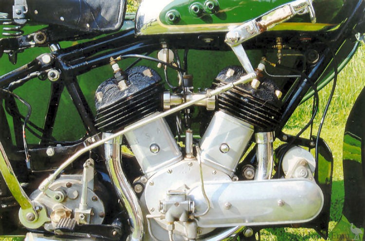 BSA-1934-G34-Outfit-engine.jpg