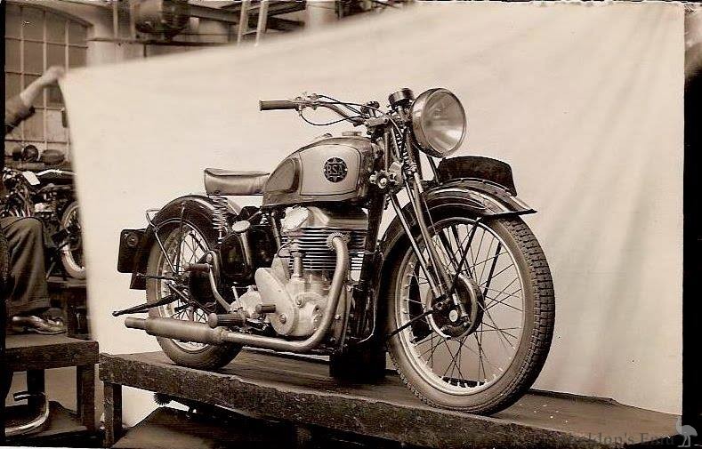 BSA-1938-OHC-Twin-Prototype-SCA.jpg