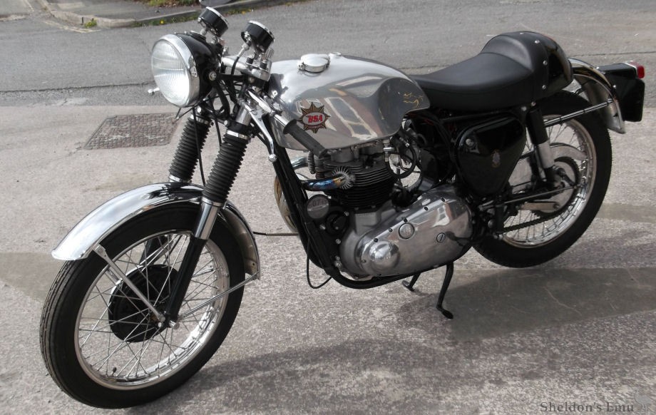 BSA-1957-650-Rocket-Gold-Star-replica-2.jpg