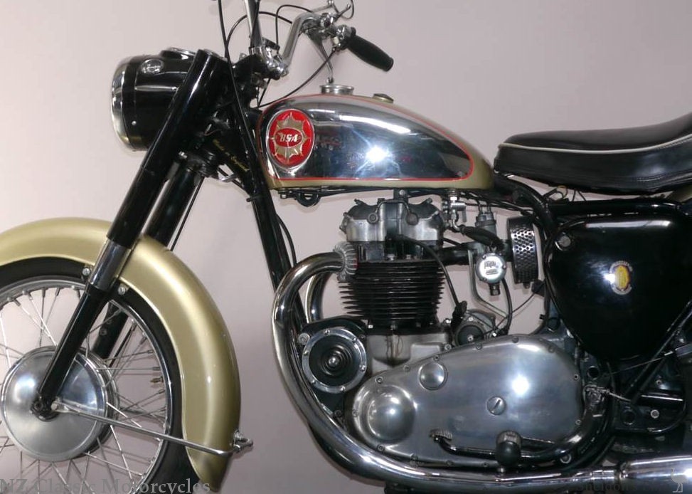 BSA-1958-A10-Golden-Flash-650-NZM-02.jpg