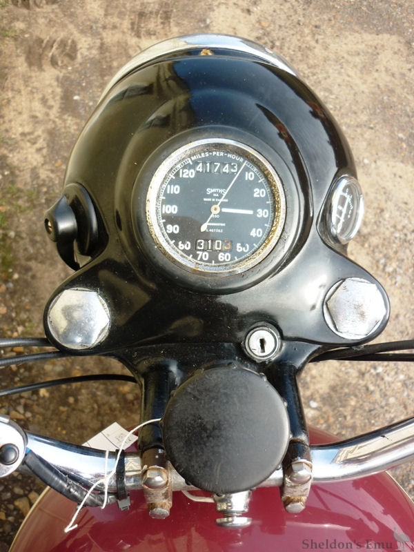 BSA-1960-M21-600cc-AT-006.jpg