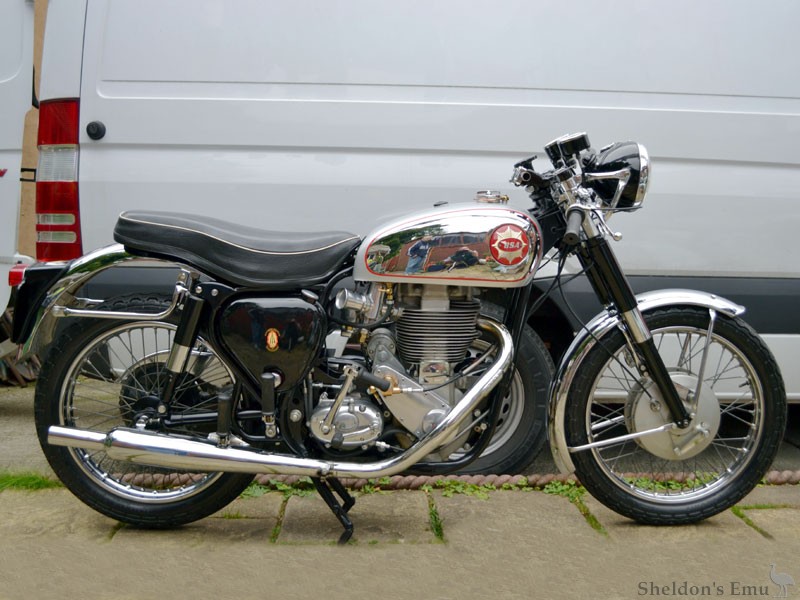 BSA-1961-DBD34-Gold-Star-HnH-1.jpg