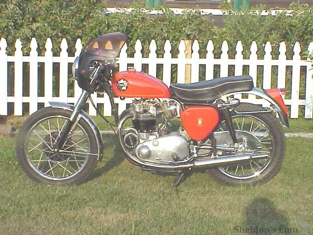 BSA-1955-A10-Road-Rocket-Mackay-02.jpg