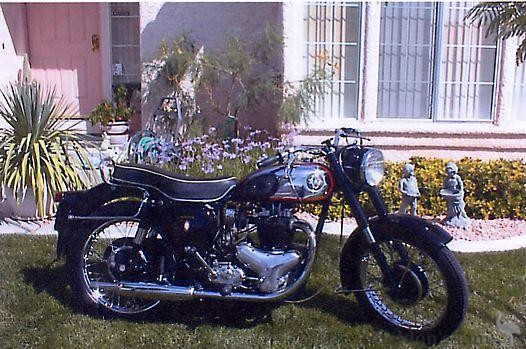 BSA-1958-A10-GF-Gambarelli-02.jpg