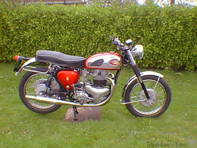 BSA-1961-A10-Super-Rocket-O-Regan-01.jpg