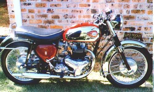 BSA-1962-A10-Super-Rocket-Dark-03.jpg