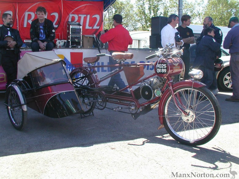 Derny-tandem-side.jpg