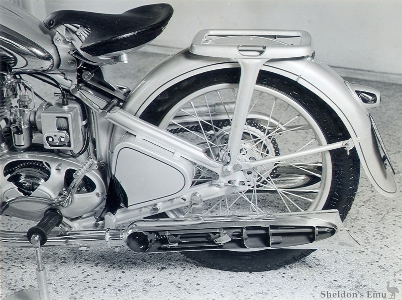 DKW-1938-NZ350-Cutaway-05.jpg