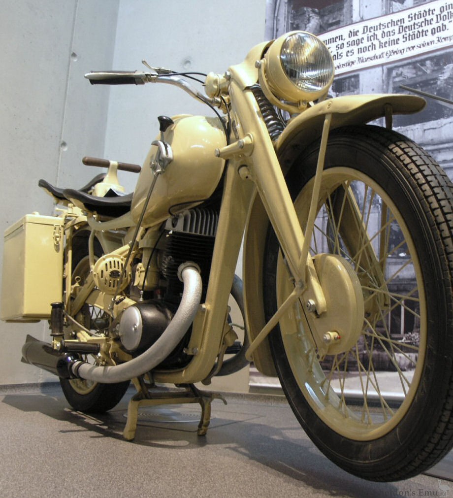 DKW-NZ350-AHM-Wpa.jpg