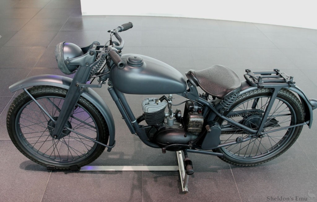 DKW-1943-RT125-1-AuM-PMi-02.jpg