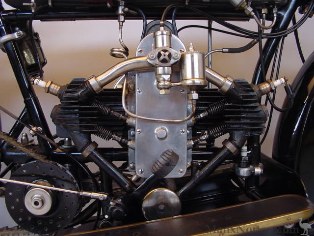 Douglas-1920-W20-3.jpg