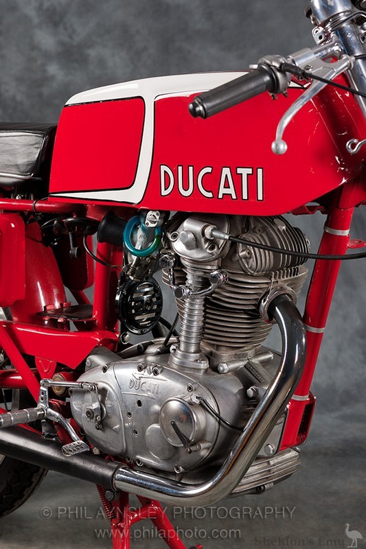 Ducati-24Horas-008.jpg