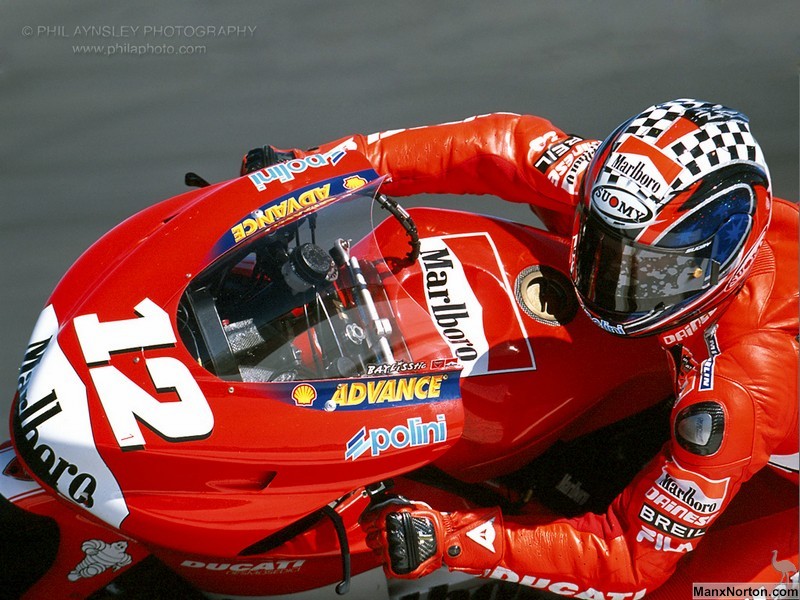 Ducati-GP-Wallpaper-04.jpg