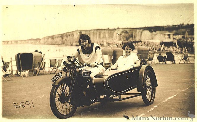 Dunelt-Motorcycle-Combination-with-girls-at-seaside.jpg