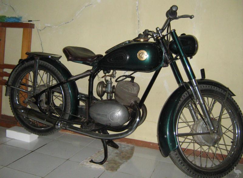 Durkopp-Twostroke-Indonesia-2.jpg