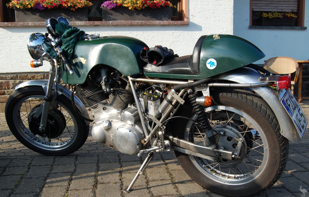 Egli-Vincent-BMu10-CHo.jpg