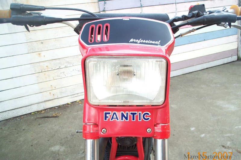 Fantic-300-1984-front.jpg