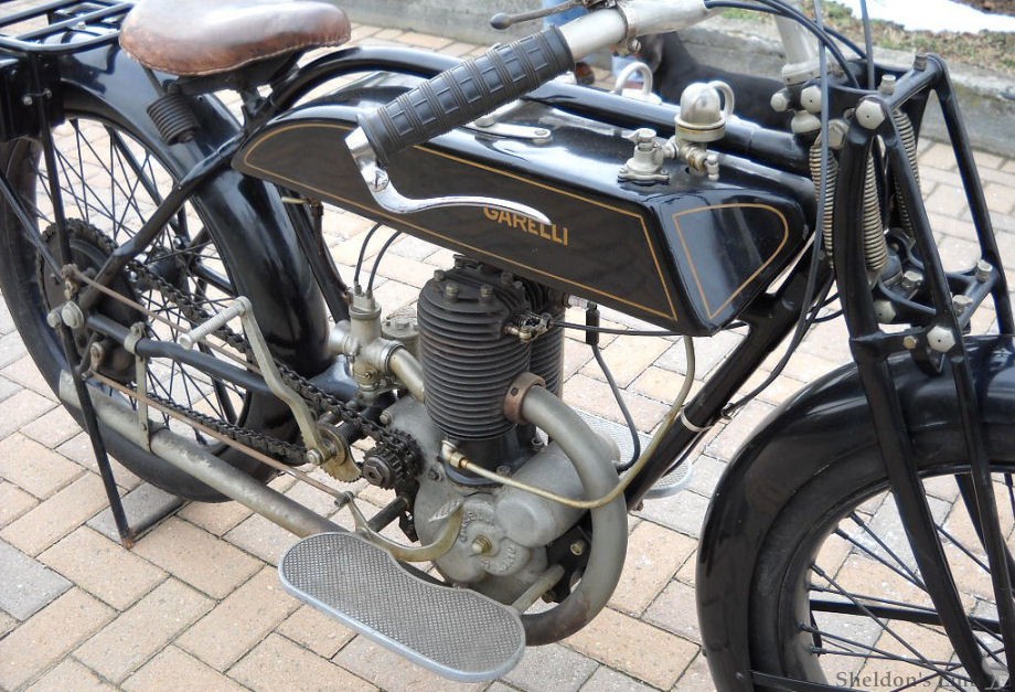 Garelli-1924-349cc-Bretti-3.jpg