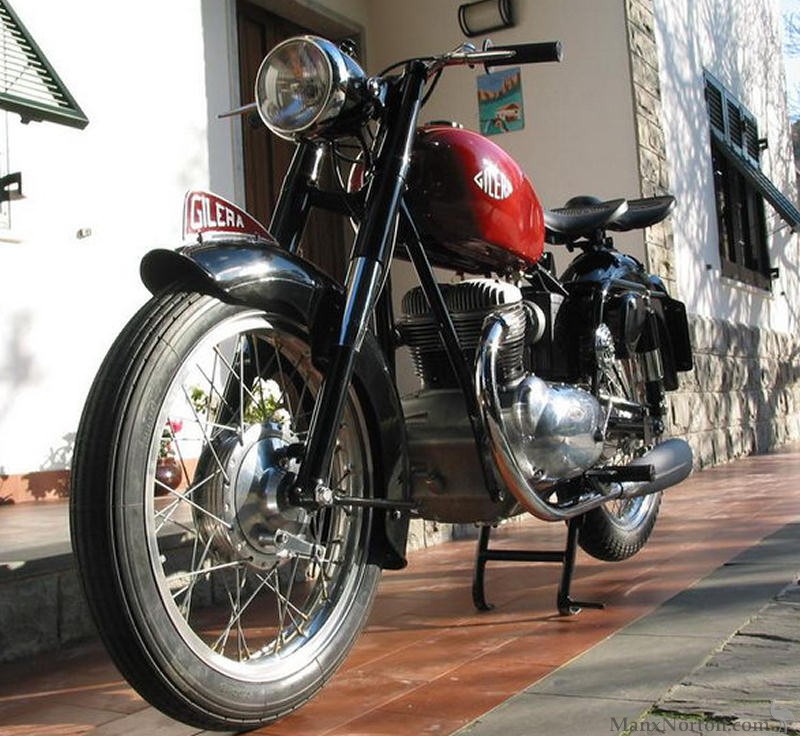 Gilera-1954-B300-bicilindrica-RPW-01.jpg