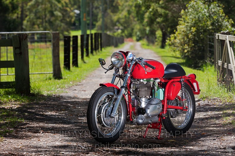 Gilera-1954-Saturno-2-001.jpg