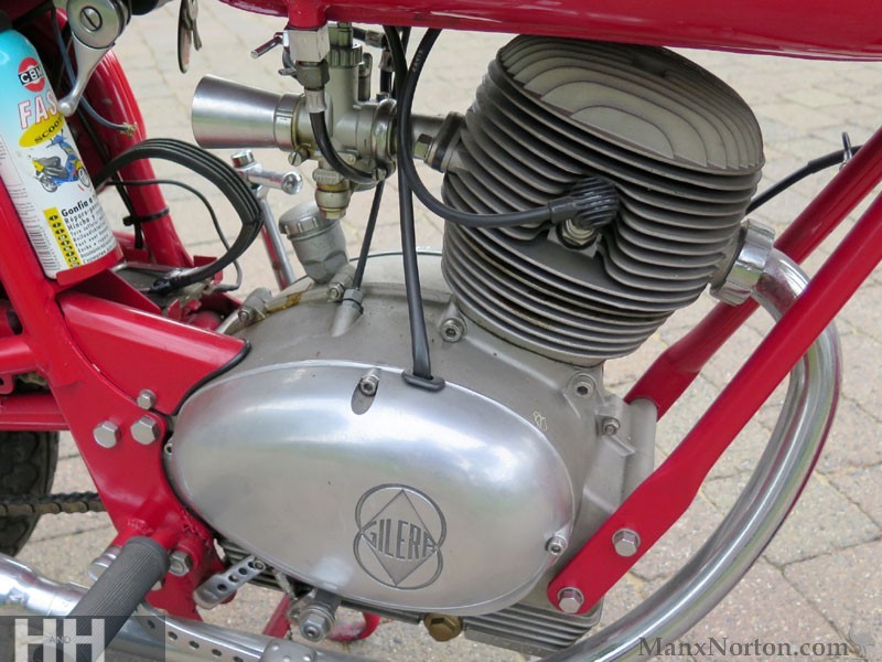 Gilera-1964-Special-HnH-3.jpg