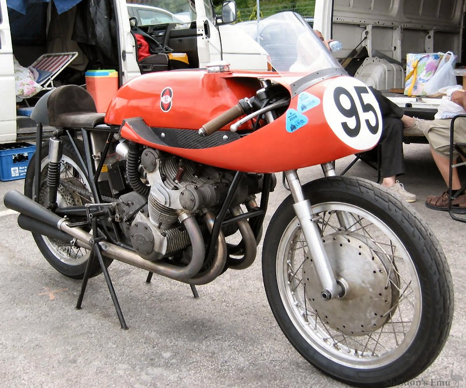 Gilera-Four-Motogiro.jpg